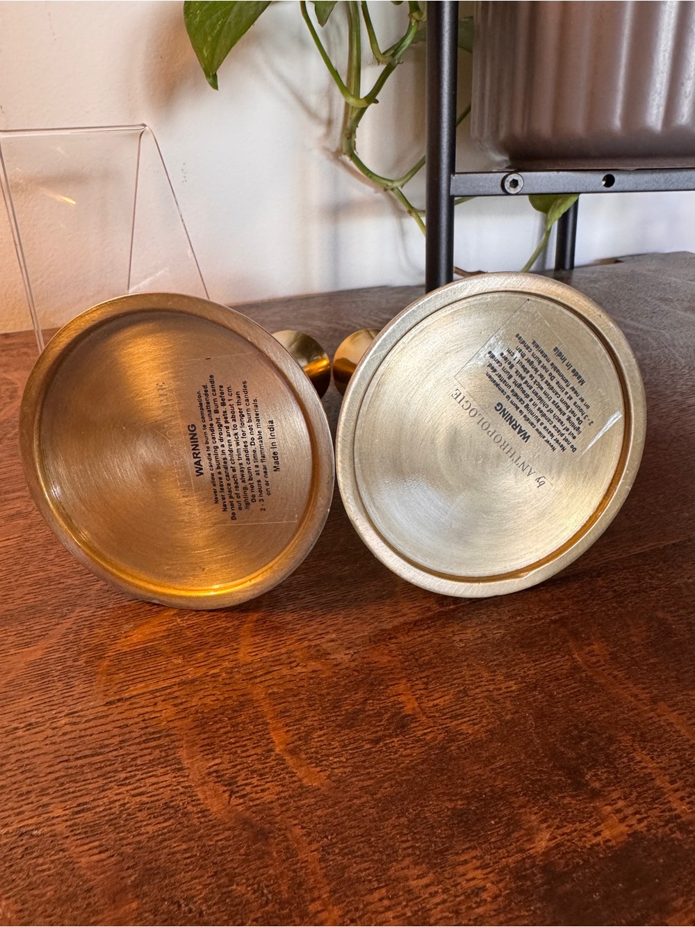 Pair of Anthropologie Lumiere Candle Holders in Gold- LIKE NEW! - Picture 3 of 7